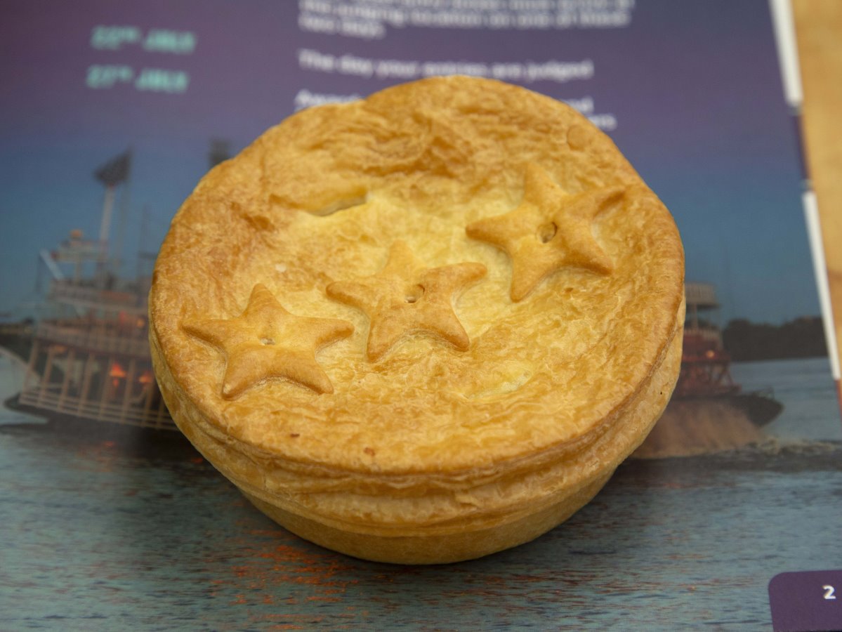 First ‘Queen’ reigns supreme at NZ Pie Awards