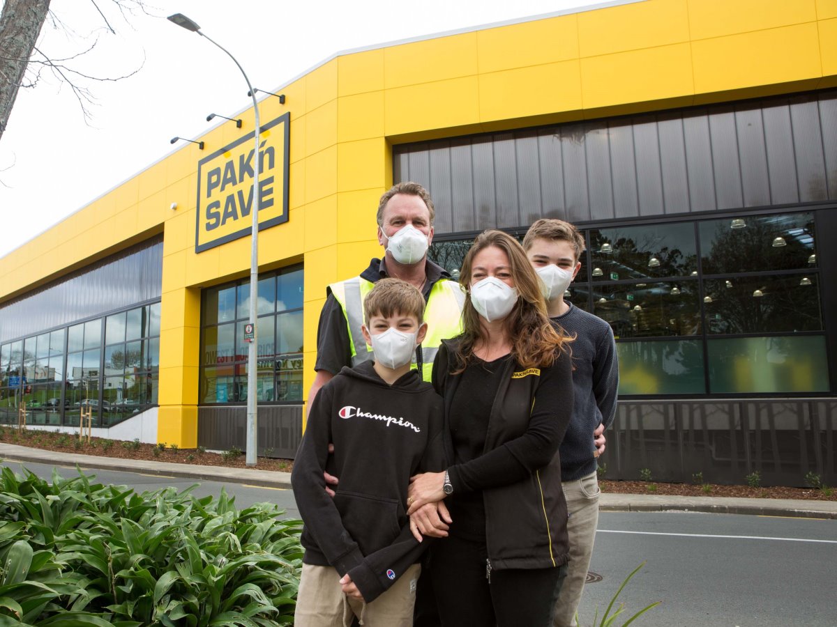 PAK’nSAVE Henderson reopens