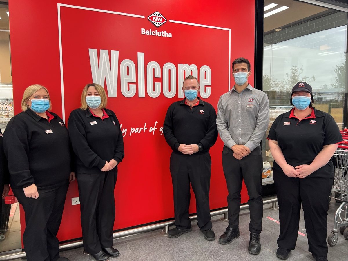 <strong>NW Balclutha welcomes second-generation grocer as owner operator</strong>