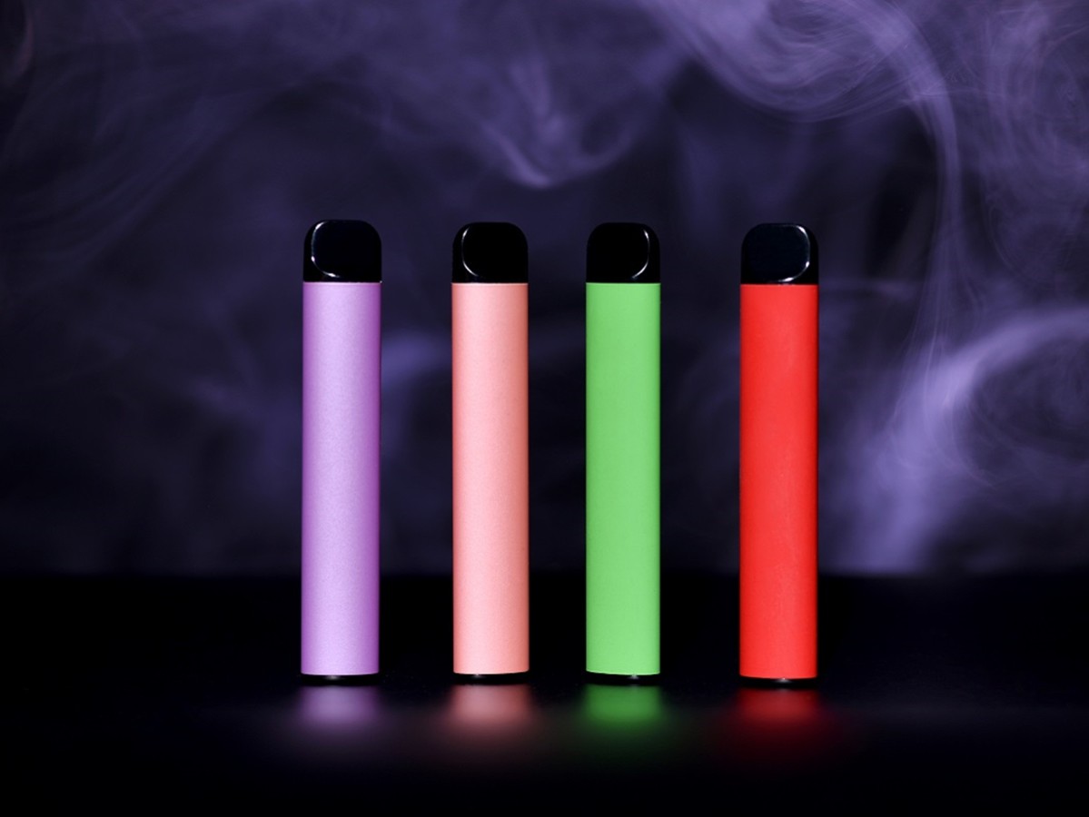 Australia to ban import of non-prescription vapes